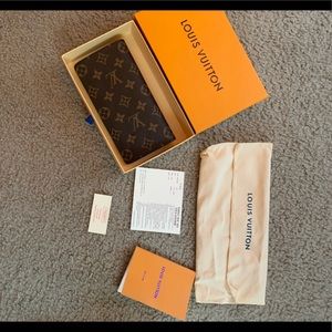 Authentic Louis Vuitton Brazza wallet